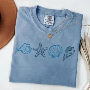 Comfort Colors Aesthetic Seashell Summer T-Shirt for Ocean Lovers